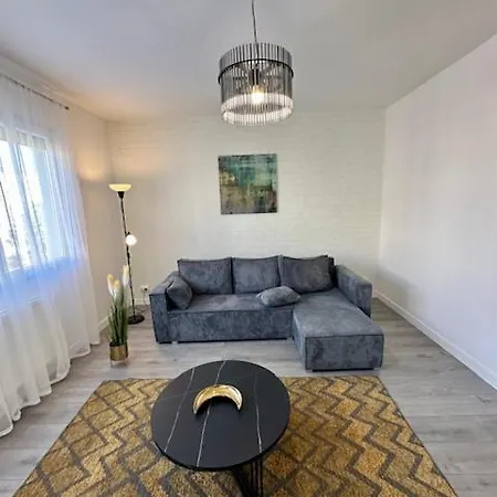 דירה Budatava Lakas