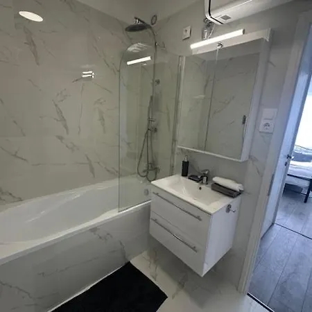 Budatava Lakas Lejlighed *